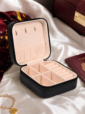 Travel Jewelry Case Organizer Box Portable Zipper Rings Earrings Necklace Black